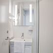 Badeværelse på Minidobbeltværelse på Hotel Juelsminde Strand